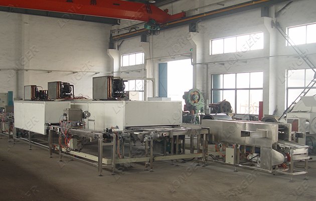 Auomatic Chocolate Moulding Machine Manufacturer